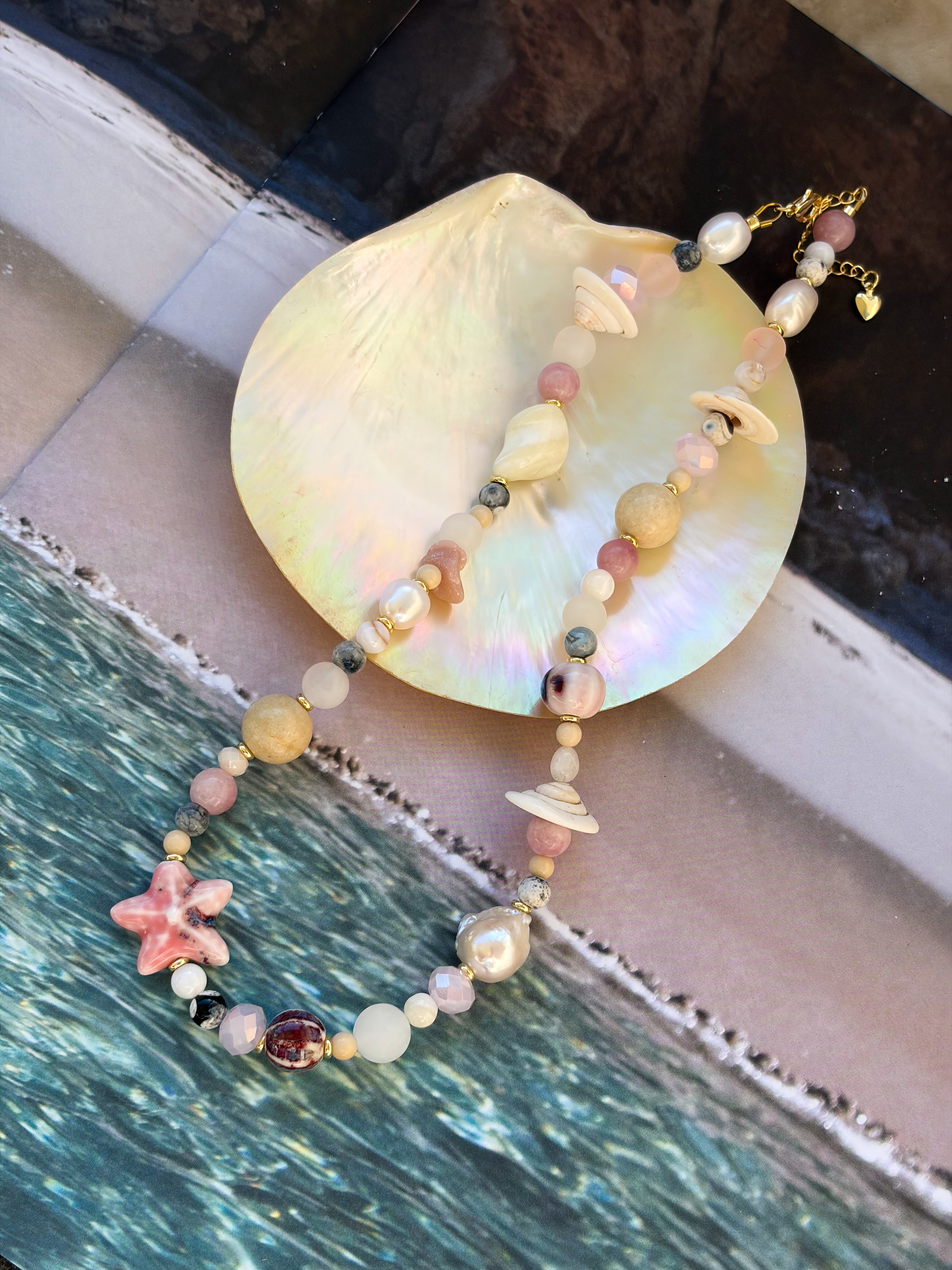 Blush bay