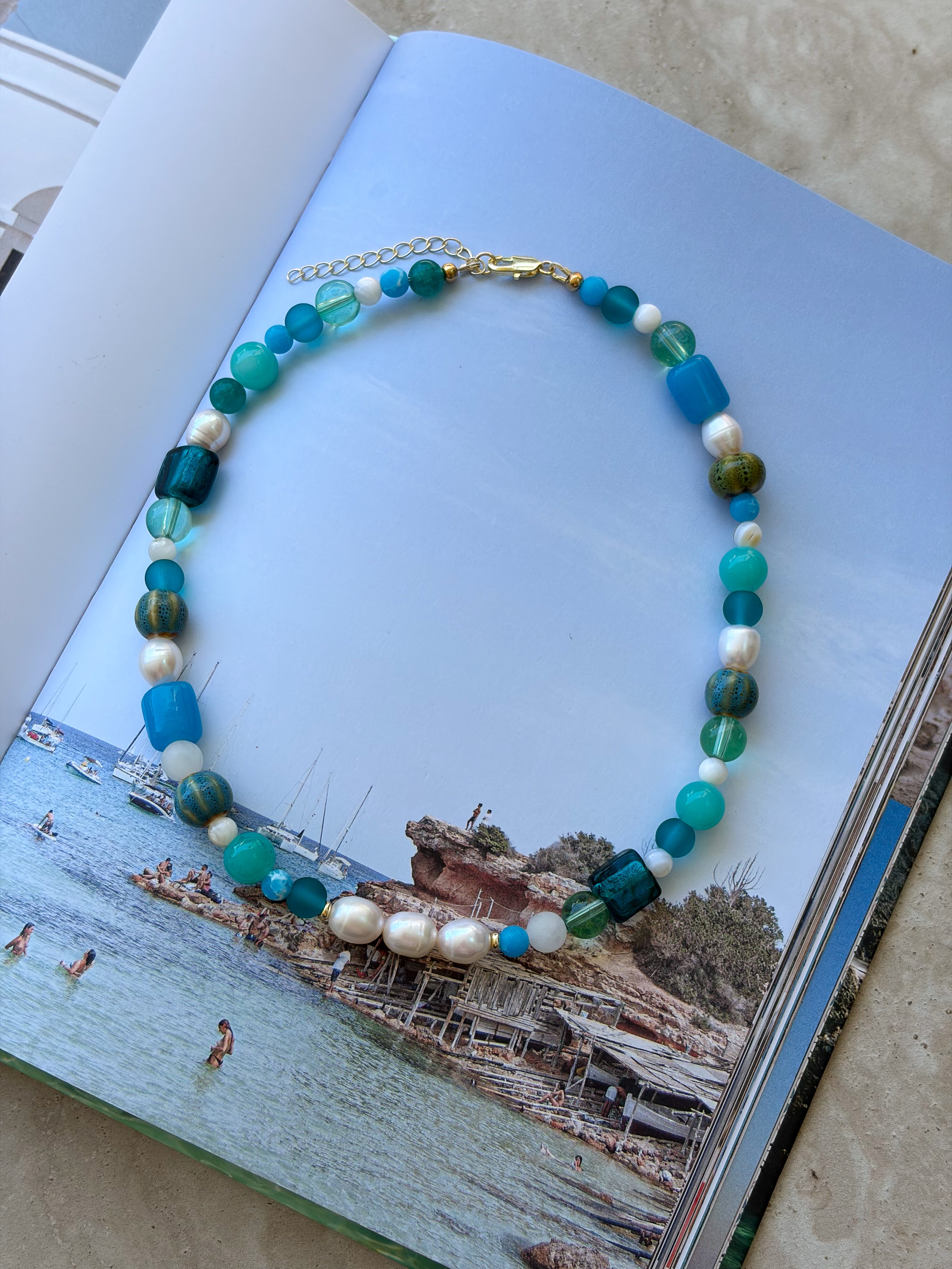Teal bay